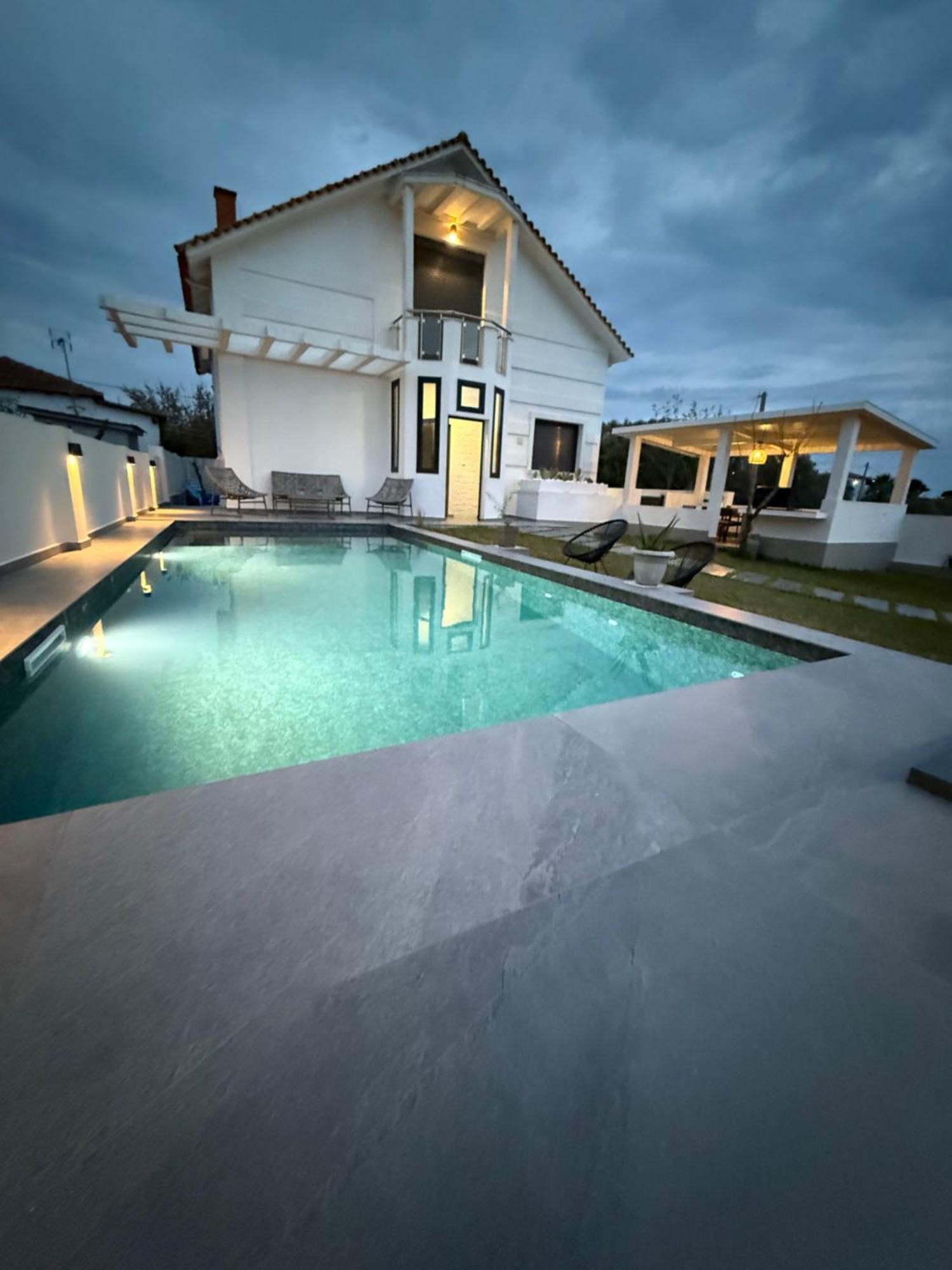 Villa Sunset Albatross Nea Poteidaia Buitenkant foto